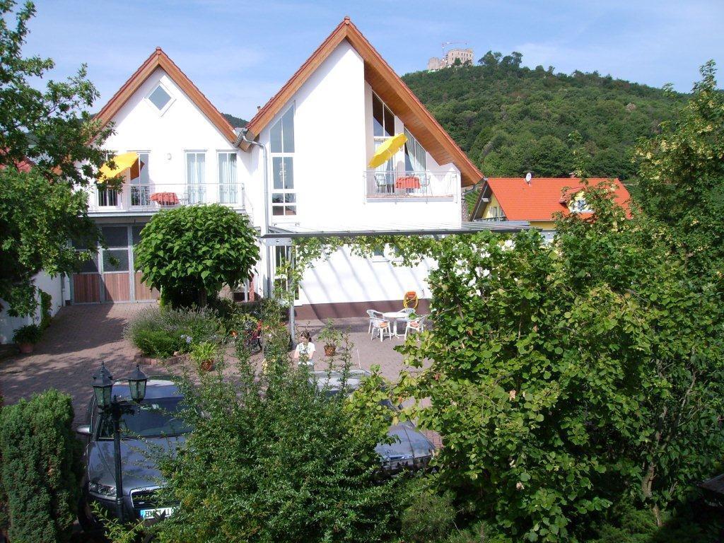 Weingut & Mueller-kern Neustadt an der Weinstrasse